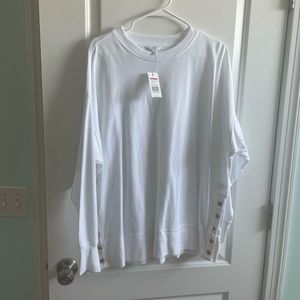 NWT Crown & Ivy White Button Top